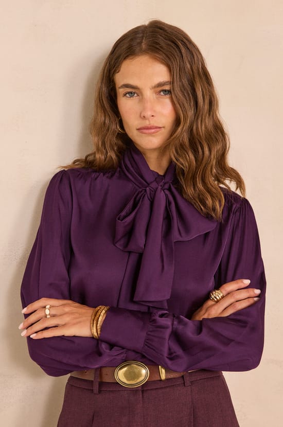Fluid crepe blouse with tie SPIRIT;${refinementColor}