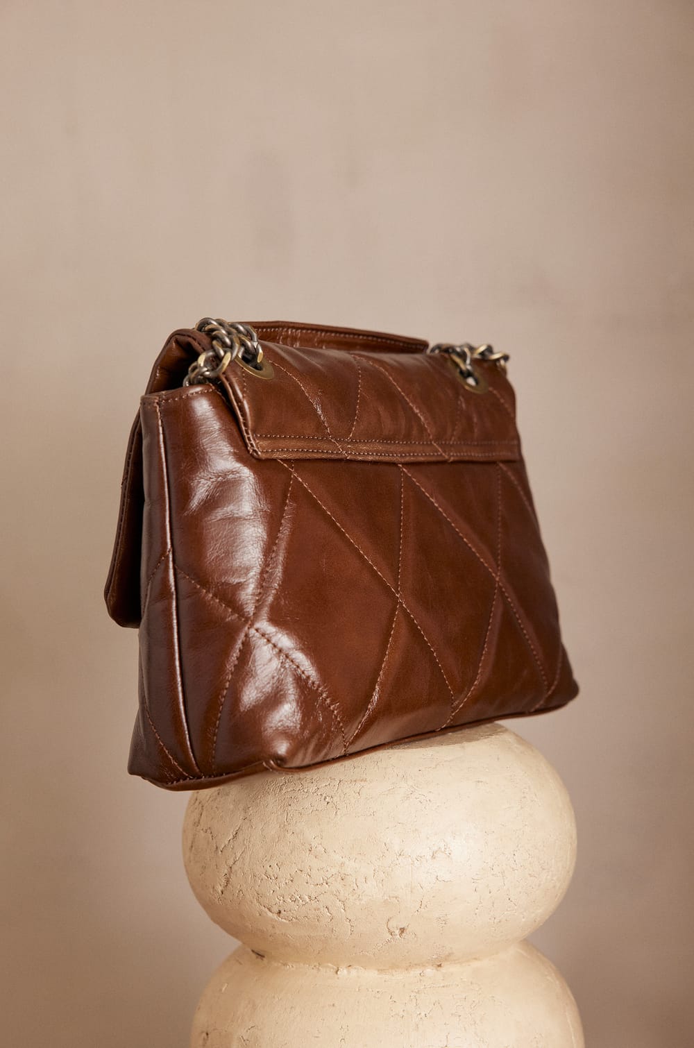 GABY leather bag;${refinementColor}
