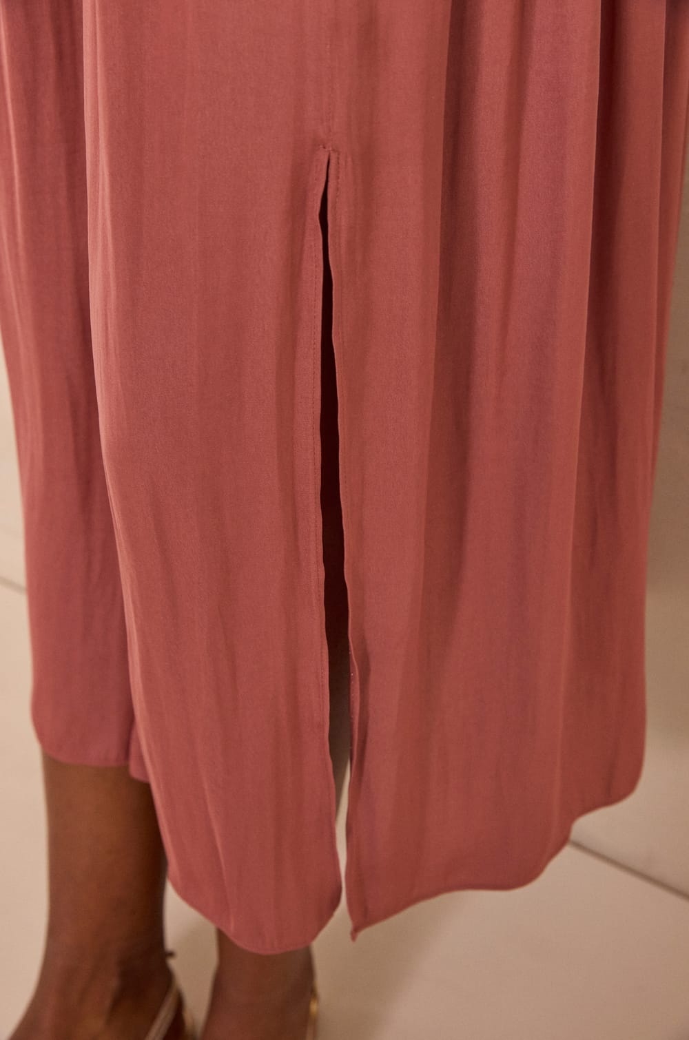 Jupe longue satin&eacute;e Juliana;${refinementColor}