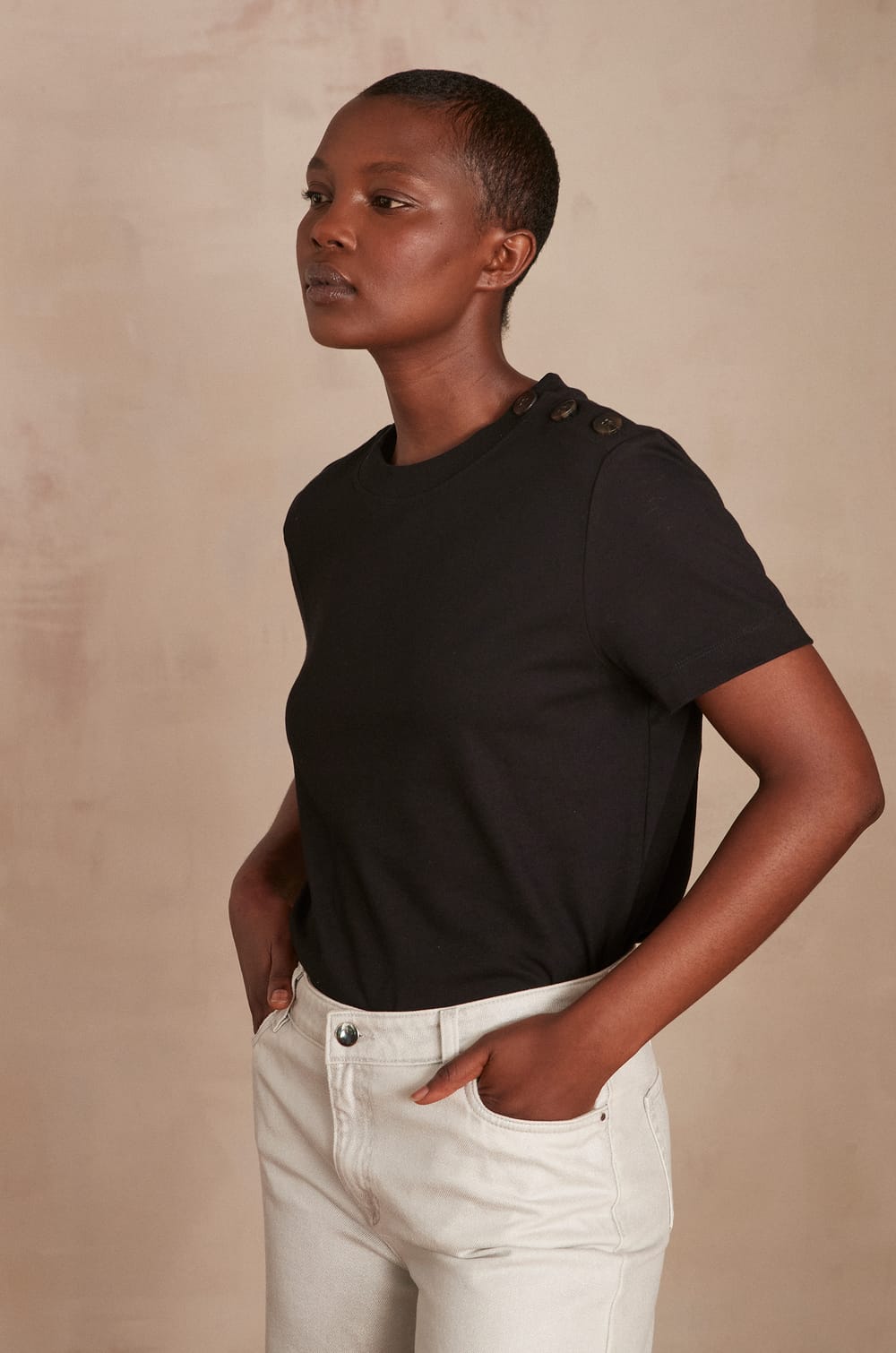 DAMIEN T-shirt;${refinementColor}