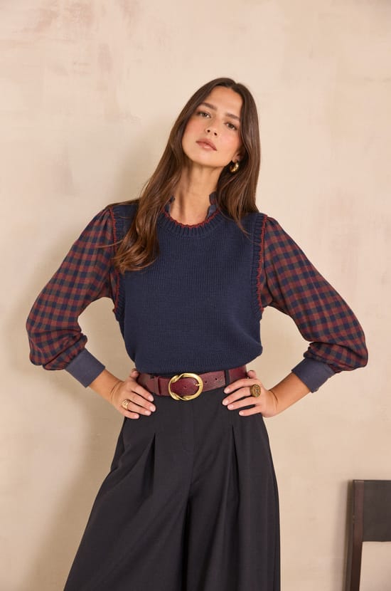 ALENZO sleeveless knitted sweater;${refinementColor}