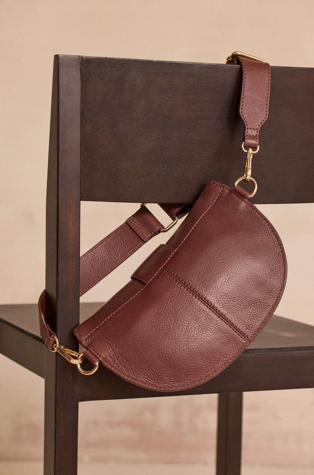Sac banane en cuir MARCEL;${refinementColor}