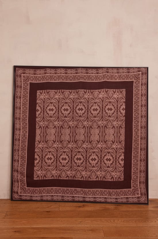 Édition Octobre Rose - Foulard TAMINE en 100% laine;${refinementColor}