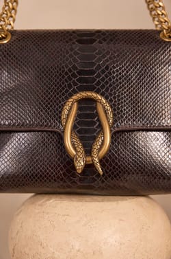LEON leather bag;${refinementColor}