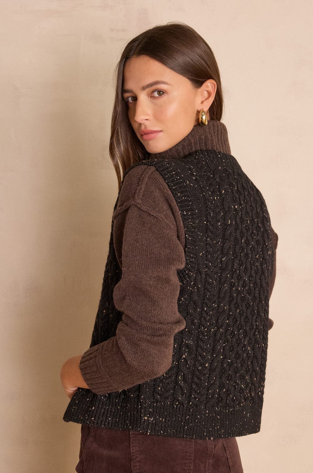 BIXENTE sleeveless cable-knit wool cardigan;${refinementColor}