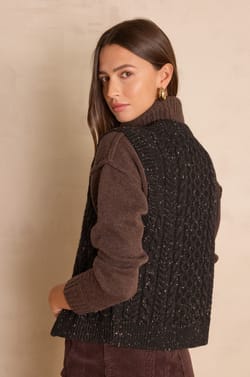 BIXENTE sleeveless cable-knit wool cardigan;${refinementColor}