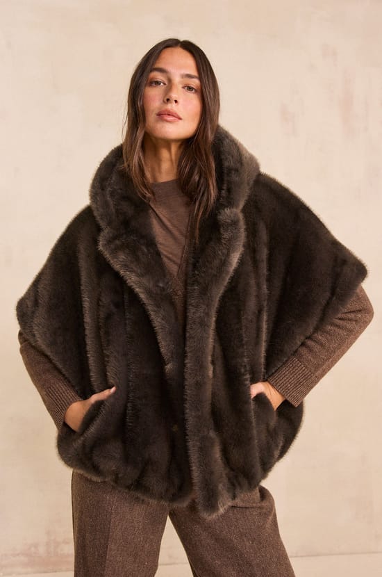 DAYANA fluffy textured cape;${refinementColor}