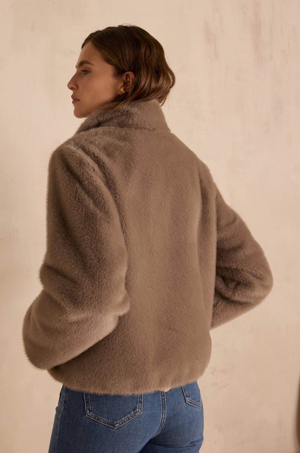 Fluffy DELICE coat;${refinementColor}