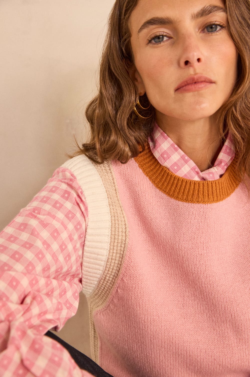 Sleeveless wool sweater ANOUK;${refinementColor}
