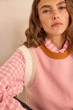 Sleeveless wool sweater ANOUK;${refinementColor}