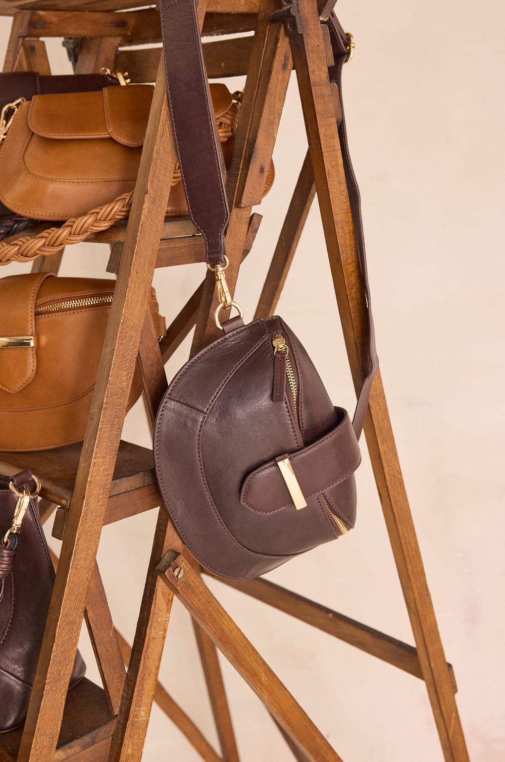 MARCEL Leather Belt Bag;${refinementColor}