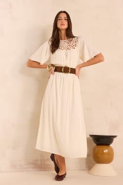 Flowy dress with lace PERFECT;${refinementColor}