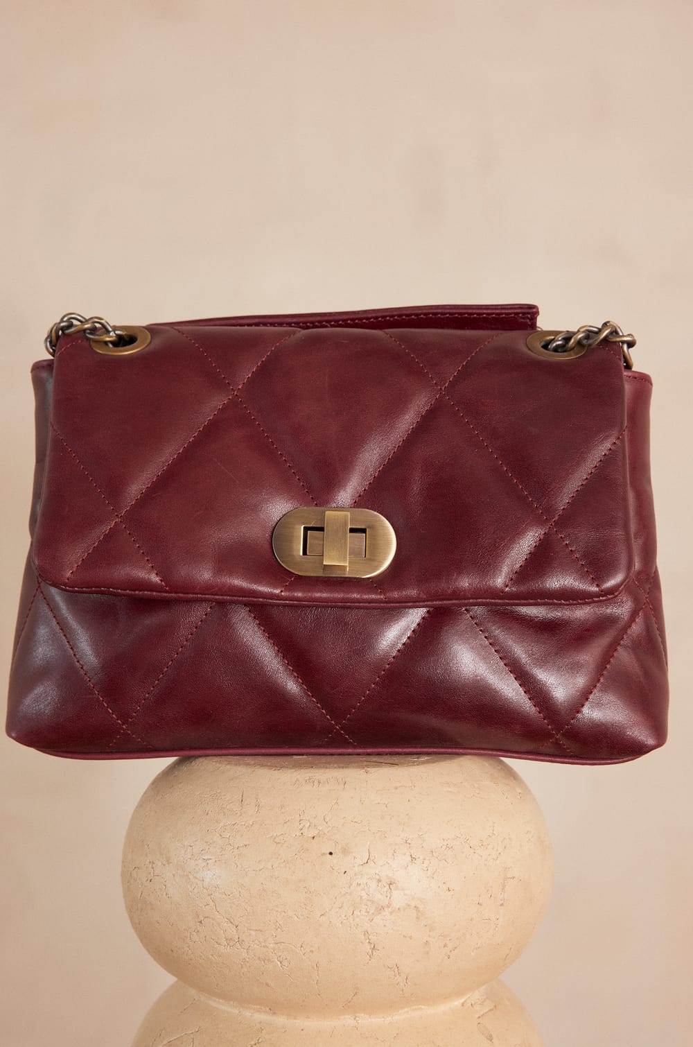 GABY leather bag;${refinementColor}