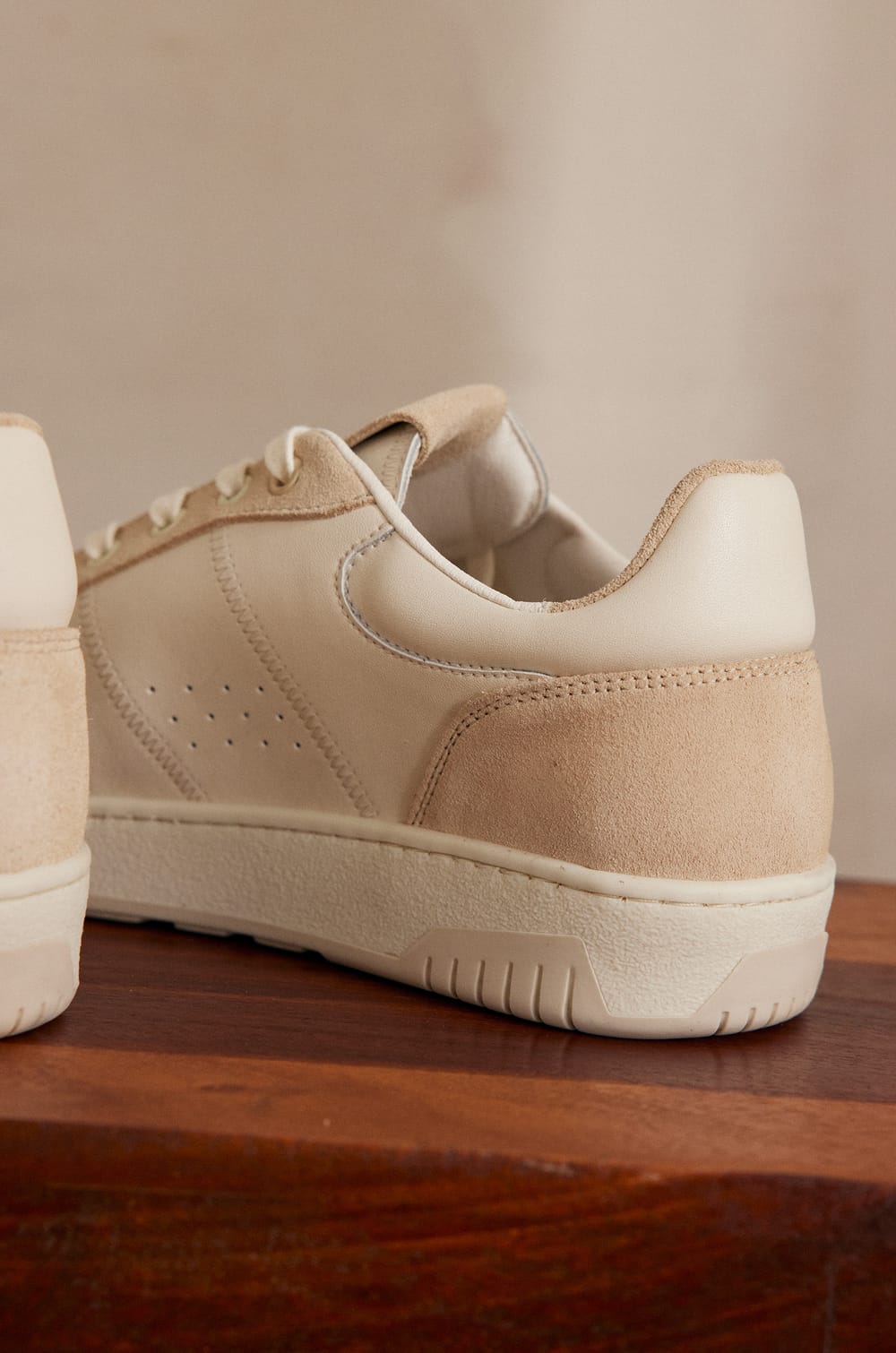 VELORA leather trainers;${refinementColor}