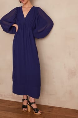 Robe LIVIA;${refinementColor}