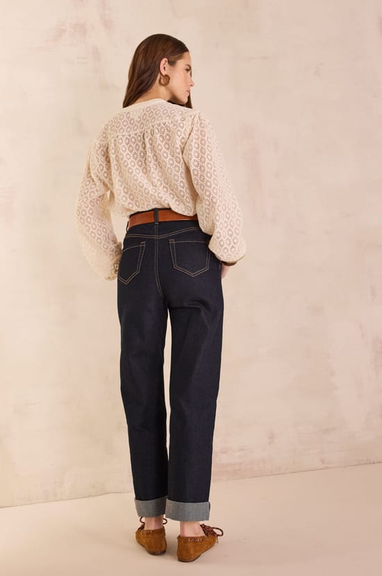 Jean AGATHE;${refinementColor}