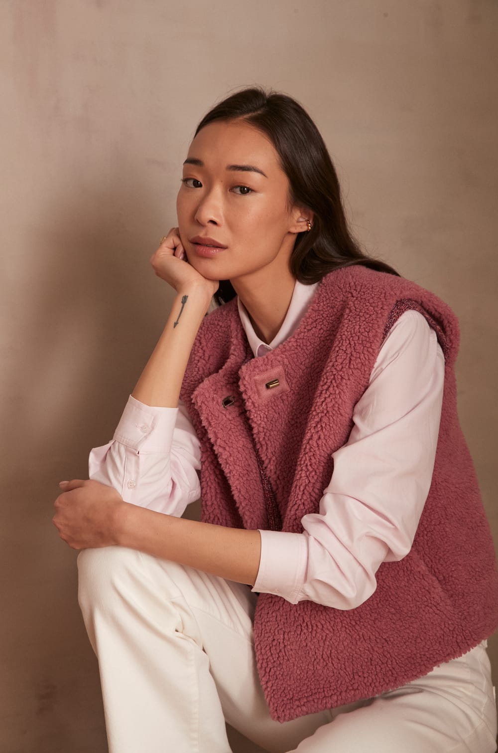 SHARON sleeveless jacket;${refinementColor}