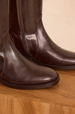 OLIVIA flat leather boots;${refinementColor}