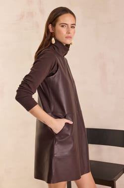 Short sleeveless dress in 100% leather BRUME;${refinementColor}