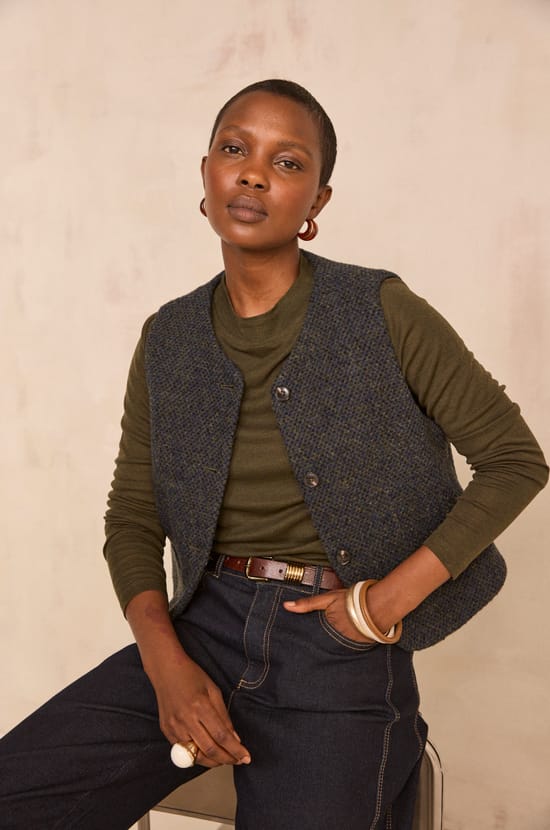 Pharrell tweed mixed wool sleeveless vest;${refinementColor}