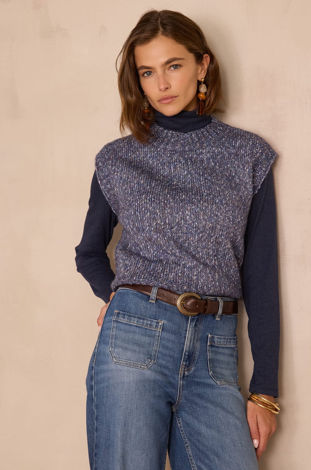 BOSTON sleeveless jumper;${refinementColor}