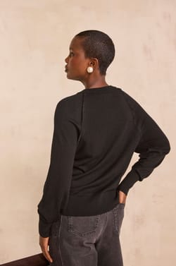 Adriana pullover with sparkling stripes;${refinementColor}