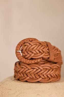 100% leather belt EDDY;${refinementColor}