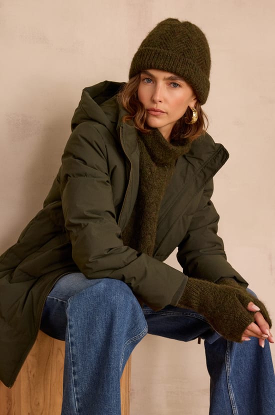 HADAMO cable knit hat;${refinementColor}
