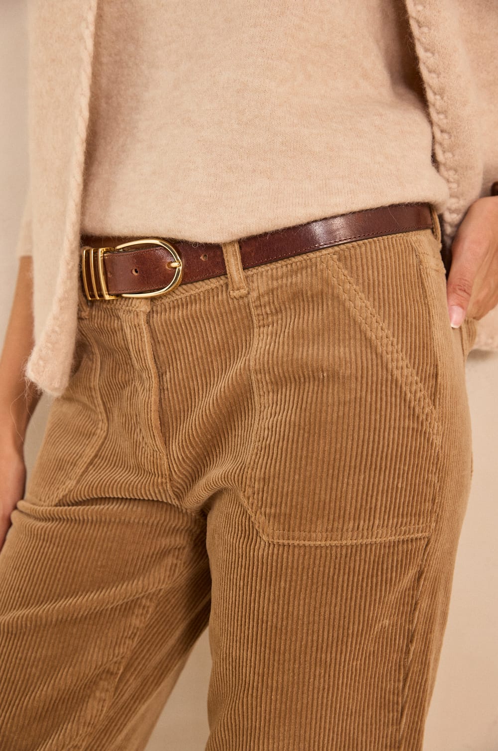 Chino en velours c&ocirc;tel&eacute; Nalla;${refinementColor}