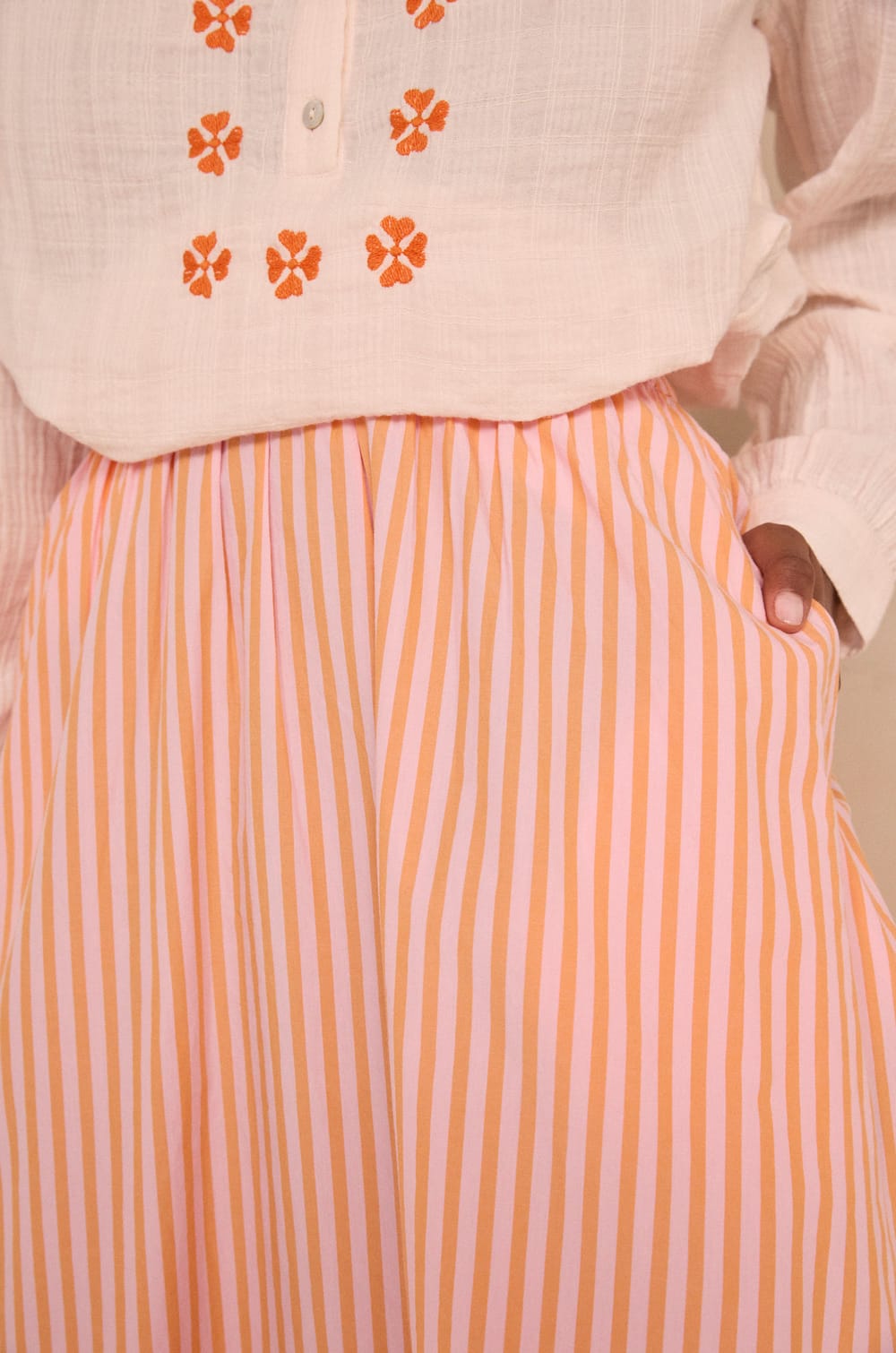 Cotton striped flowy midi skirt BRUNE;${refinementColor}
