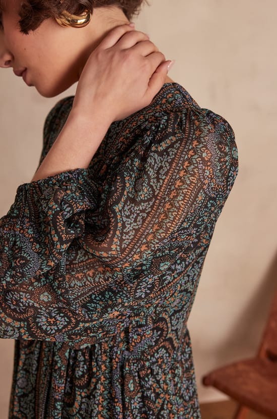 Robe LIVIANA;${refinementColor}