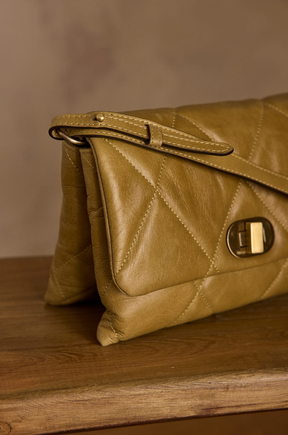 Sac Gaby;${refinementColor}