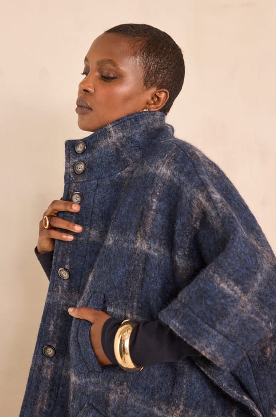 Marine cape in mixed alpaca CASSY;${refinementColor}