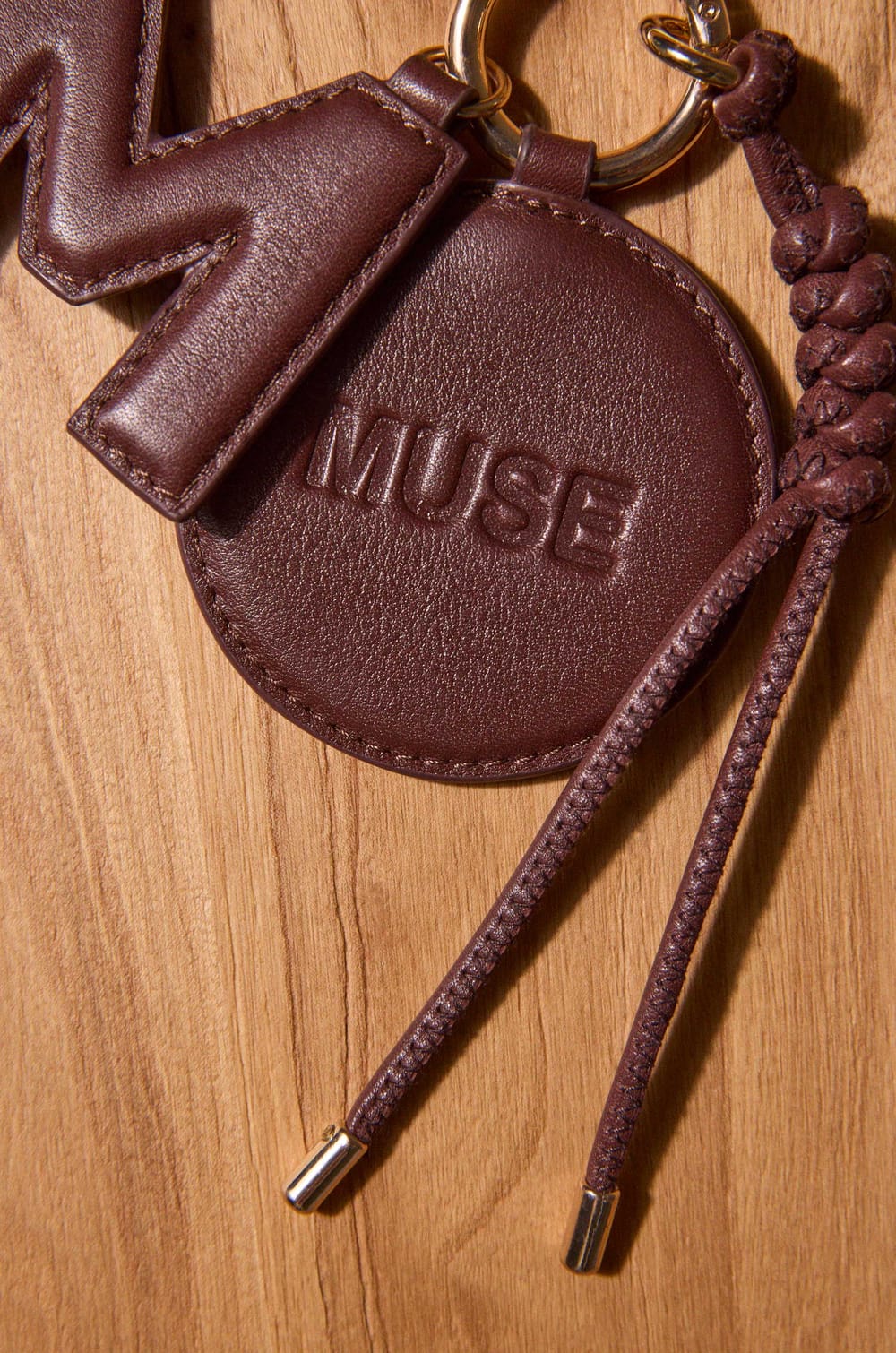 Accessoire en cuir bordeaux MARCEL CHARMS;${refinementColor}