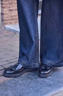 VALENTIN leather loafers;${refinementColor}