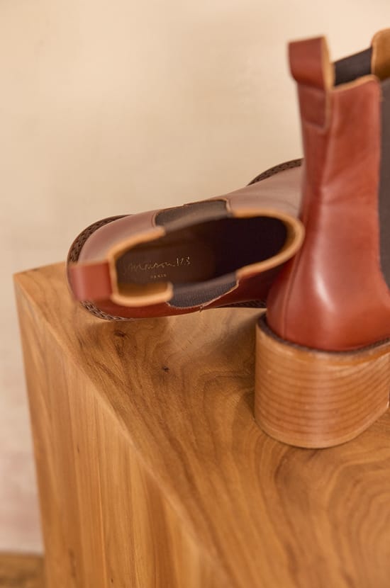 VALENTINA leather boots;${refinementColor}