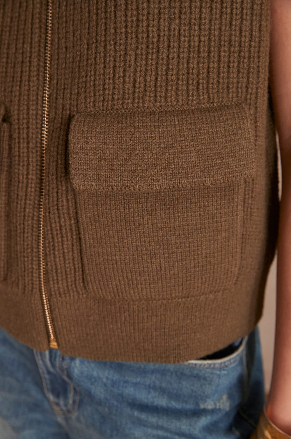 Gilet sans manches en laine SIMON;${refinementColor}