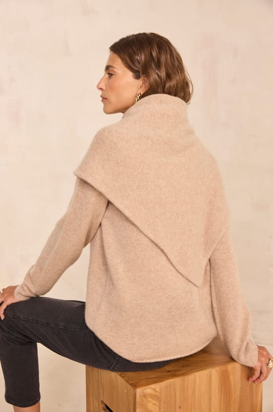 RACHELLE cashmere scarf;${refinementColor}