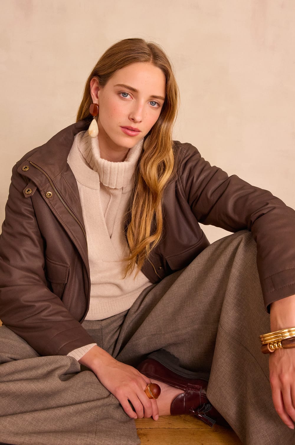 Jersey cuello de pico BALTHAZAR de lana;${refinementColor}