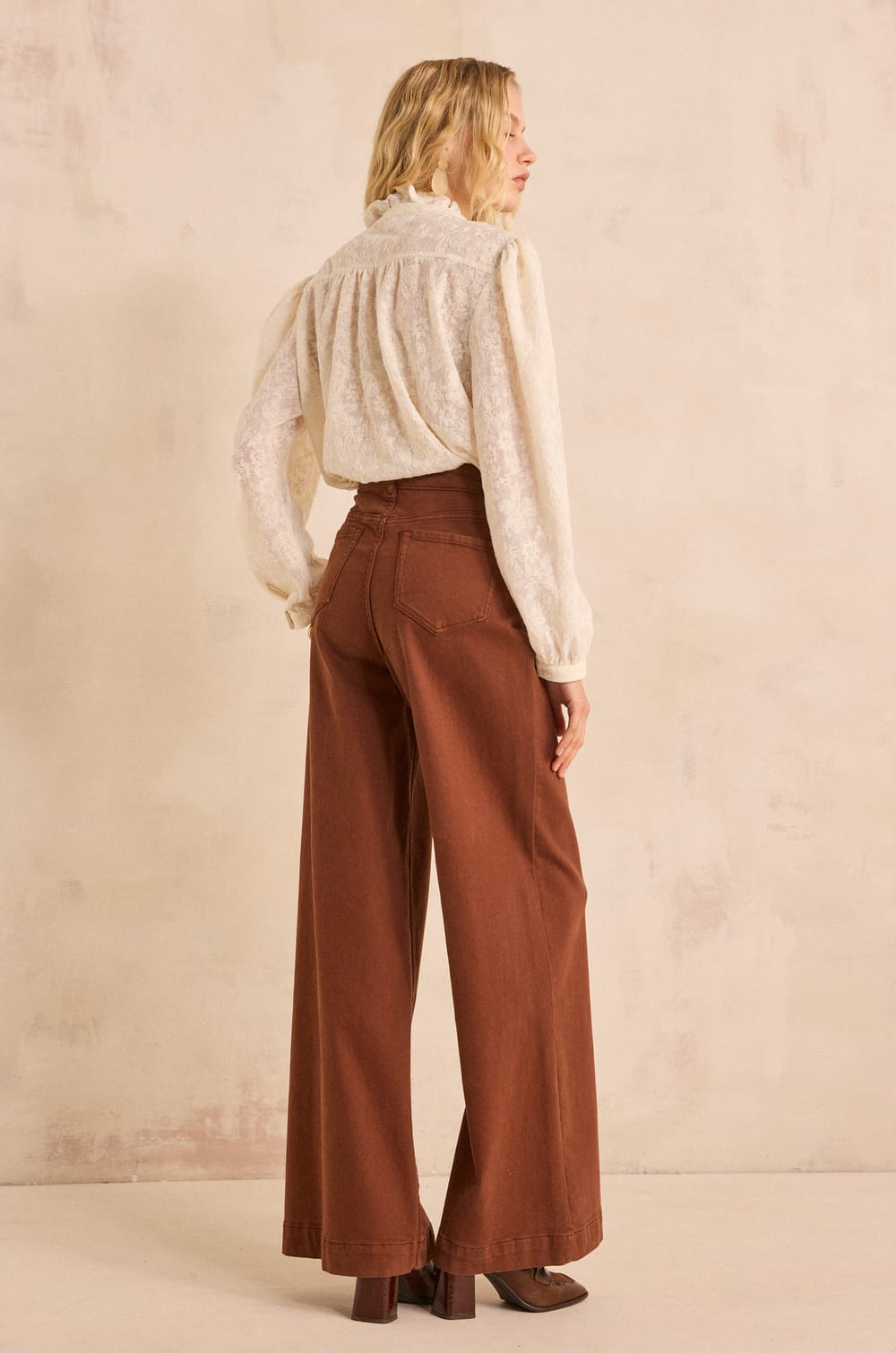 Jean wide leg en coton SHELBY;${refinementColor}