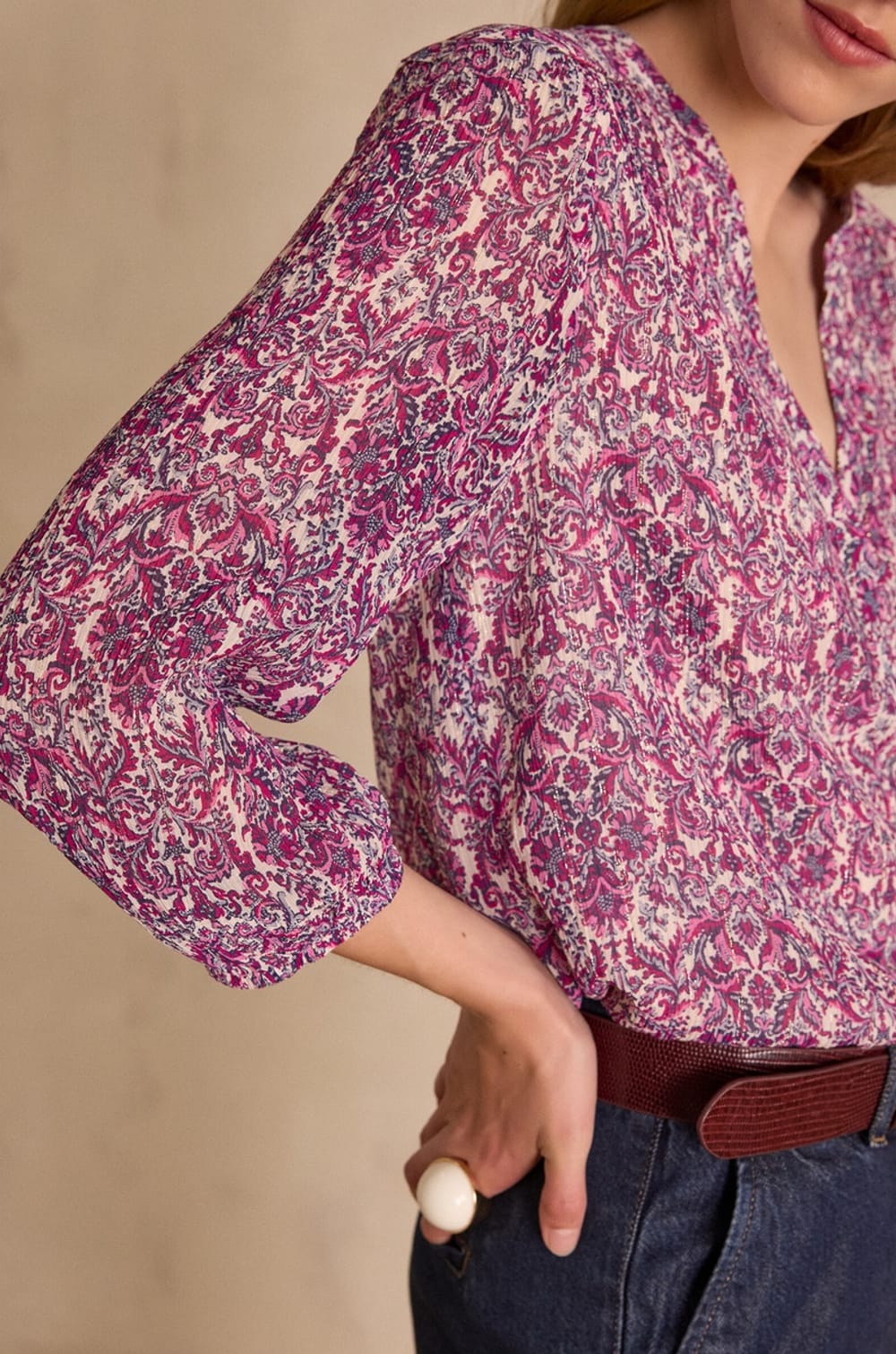 Blouse BRUNETTE imprim&eacute;e arabesque;${refinementColor}
