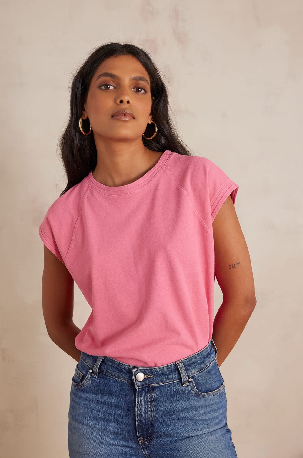 AURA cotton T-shirt;${refinementColor}