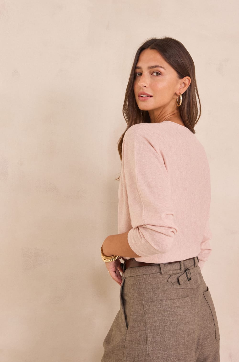 V-neck wool jumper PITT;${refinementColor}