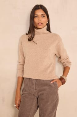 Long sleeve cashmere 4-ply sweater ANDREW;${refinementColor}