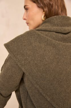 RACHELLE cashmere scarf;${refinementColor}