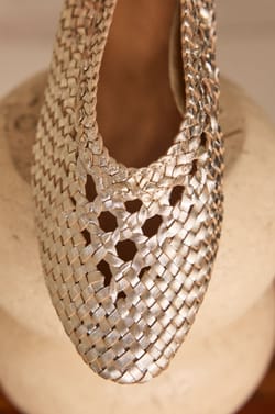 100% leather ballet flats SANTIAGO;${refinementColor}