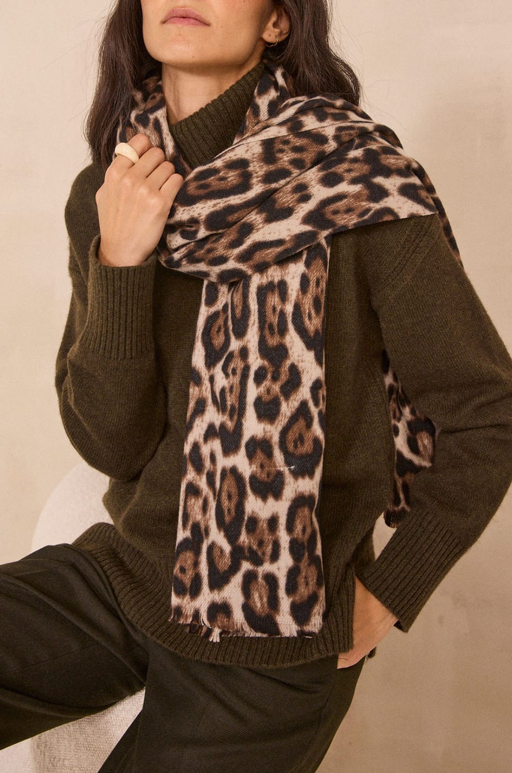 Printed scarf RUBY;${refinementColor}