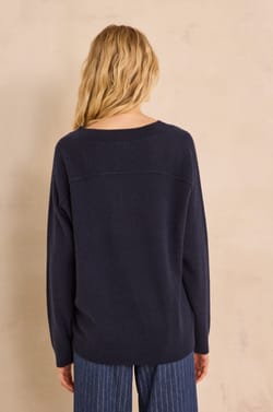 V-neck sweater made of 100% 2-ply cashmere BARY;${refinementColor}