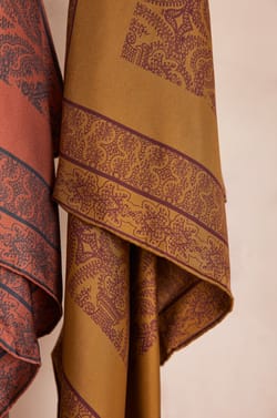 TESSA 100% silk scarf;${refinementColor}