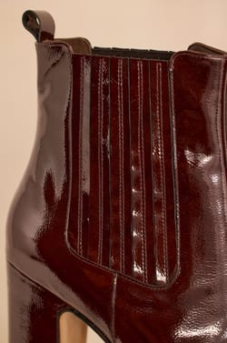 Patent leather heeled boots OTTO;${refinementColor}